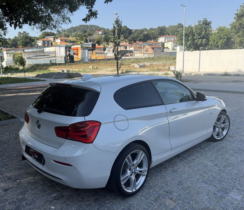 Bmw 116d Sport line (2016)