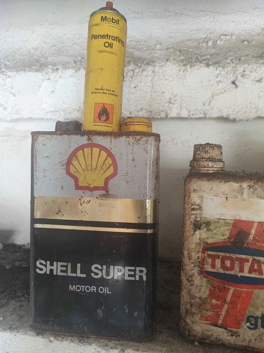 latas de oficina antigas