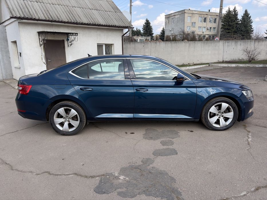 Житомир Skoda SuperB 32.0дизель CRLB 2015 праве кермо в Житомирі