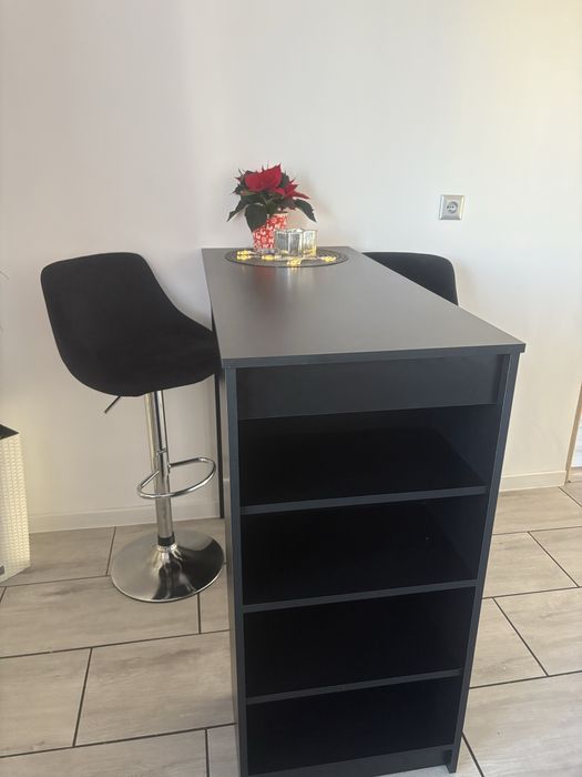 Stół kuchenny wyspa hokery