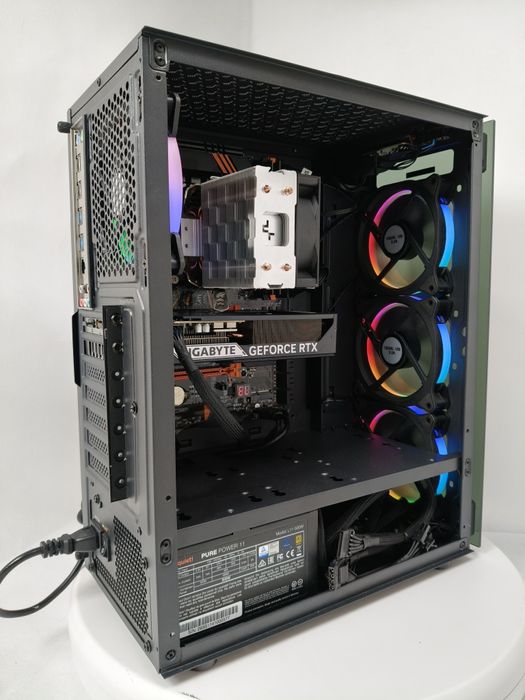 Komputer Gamingowy do Fortnita Intel,32 GB RAM, RTX 3070,Win 11