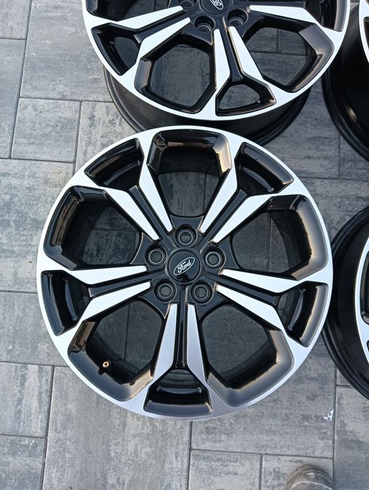 5X108 Felgi Ford 18 7Jx18H2 ET 47.5 Ford Puma, Kuga, Mondeo,S Max, Galaxy