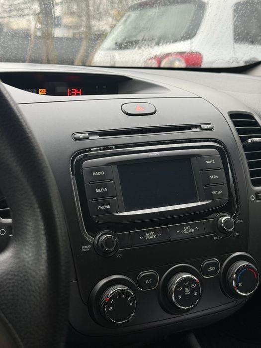 Шукаю людину на своє авто в таксі