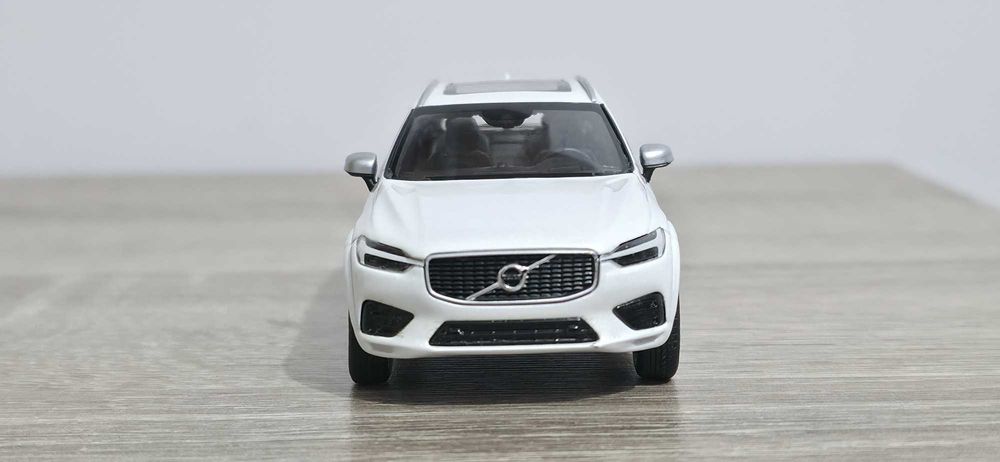 Volvo XC 60 1:43, Kyosho