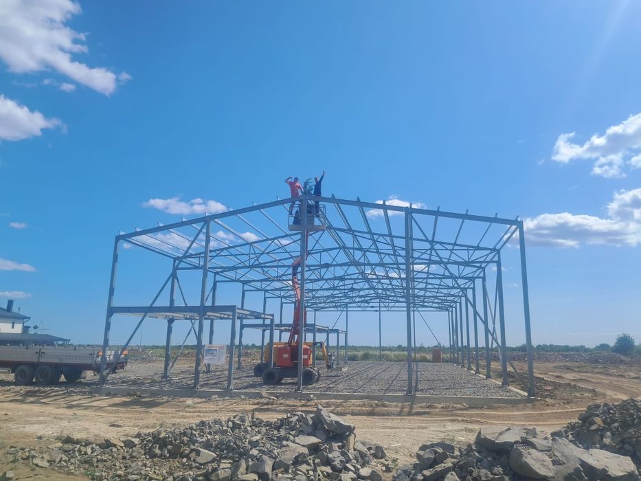 Ангари, навіси, склади, металоконструкції