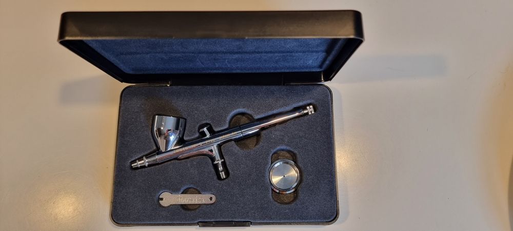 Aerograf Iwata HP-C Plus 0,3mm nieużywany