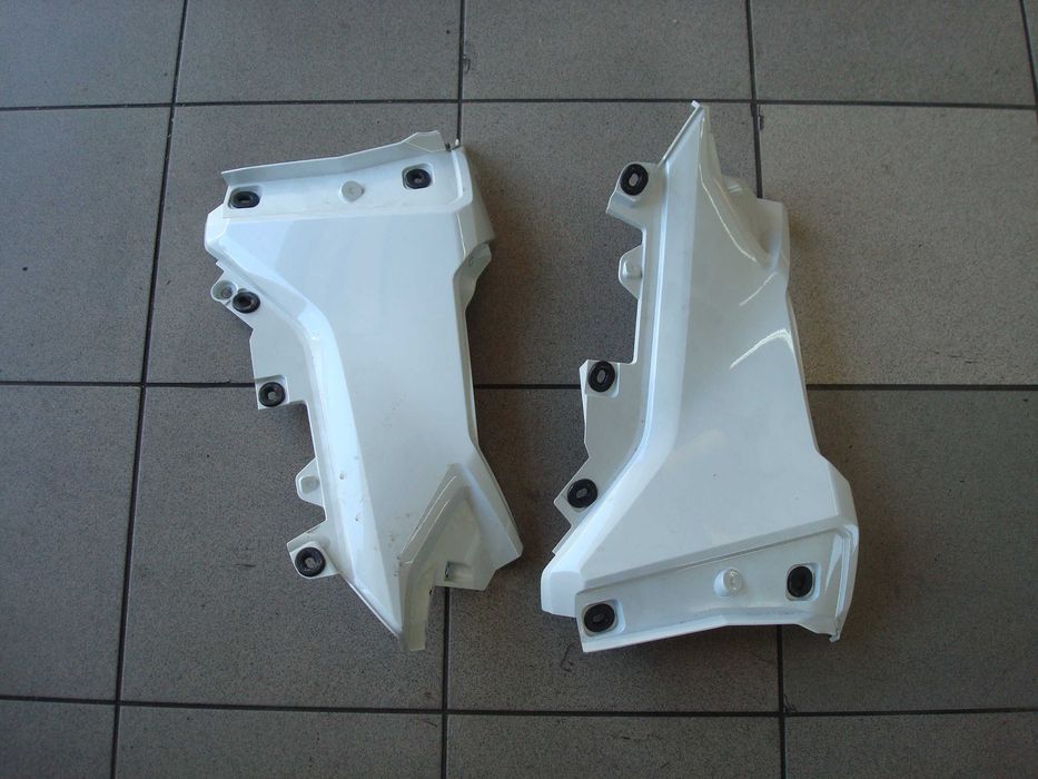 Honda NC 750 X 21r owiewka boczek części