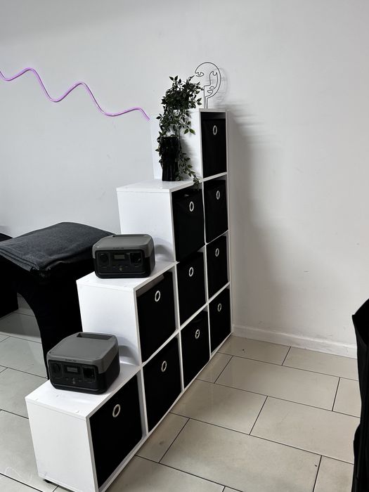 Продам меблі для салону краси