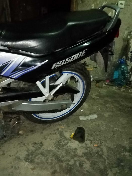 Мотоцикл Suzuki  GS500E