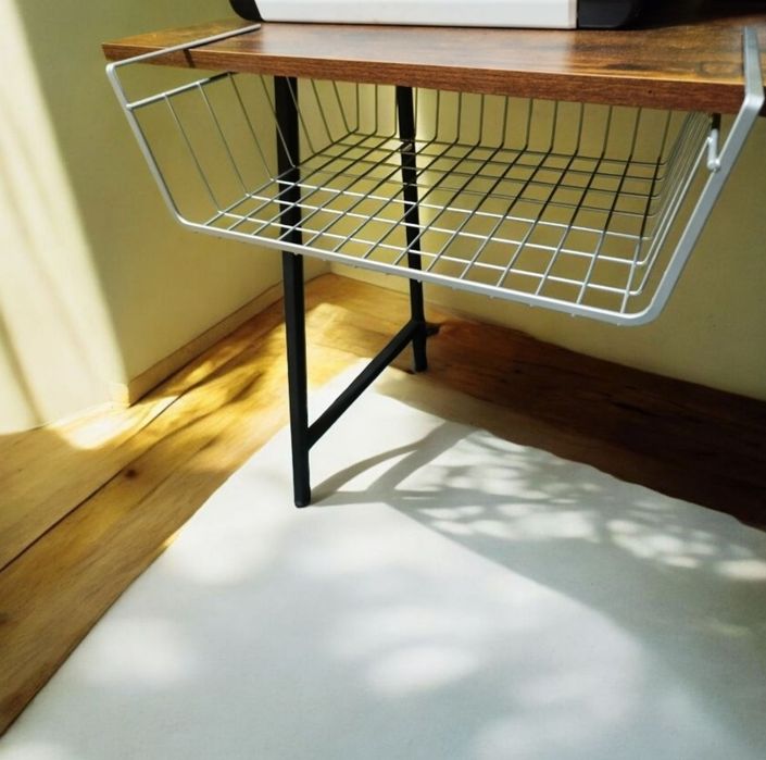 Koszyk metalowy pod półkę