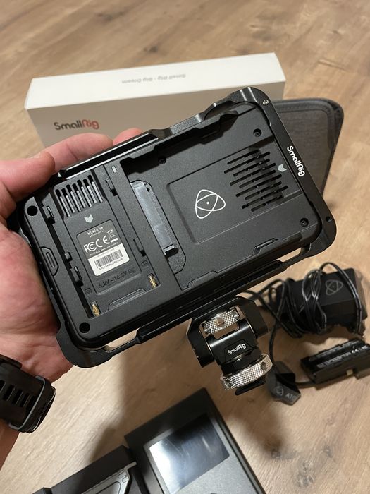 Ecra Atomos Ninja V Plus + Extras