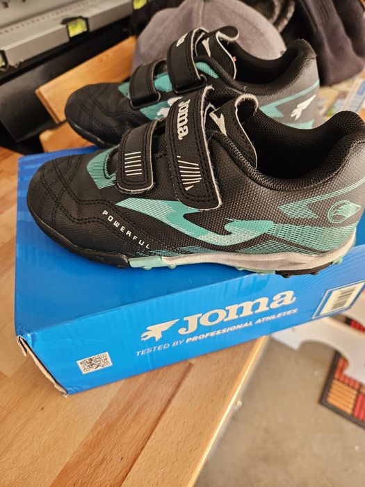 Buty Joma, rozmiar 30, super stan, korki do piłki nożnej