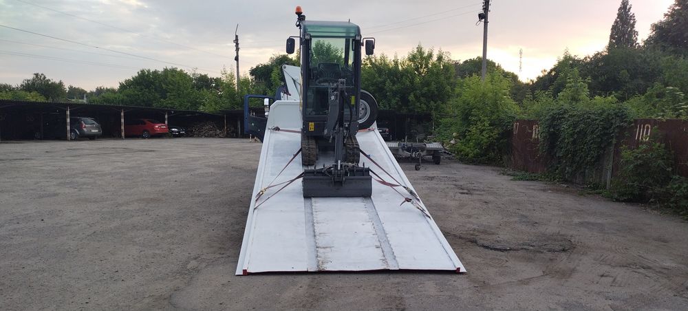 Послуги евакуатора та маніпулятора Суми і область.