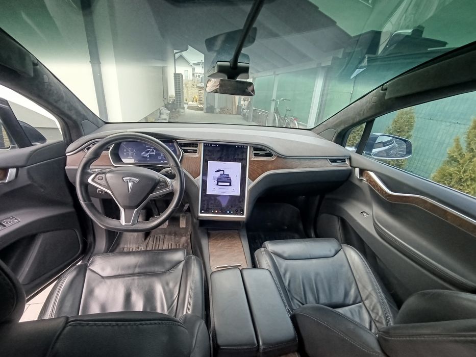 Tesla Model X 2017 90D