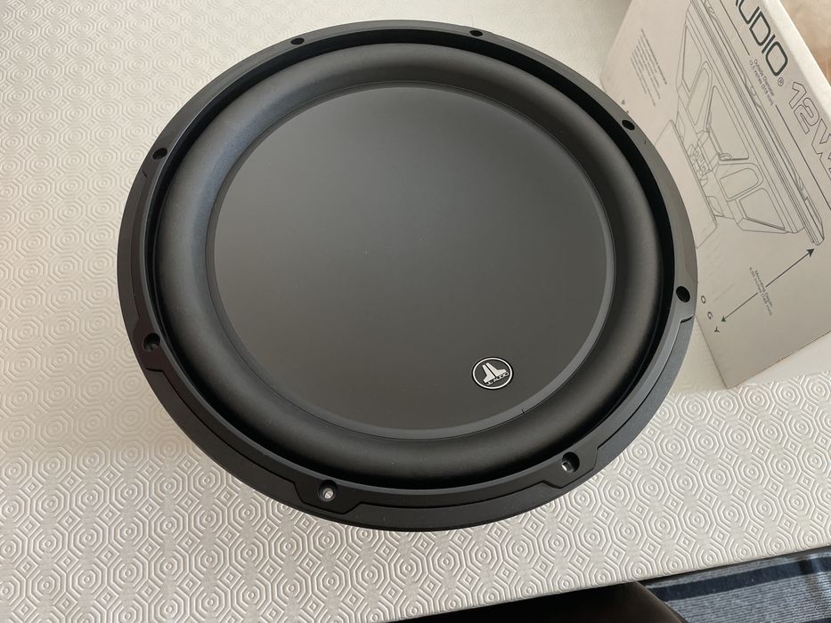 Subwoofer JL Audio 12W3 v3 NOVO
