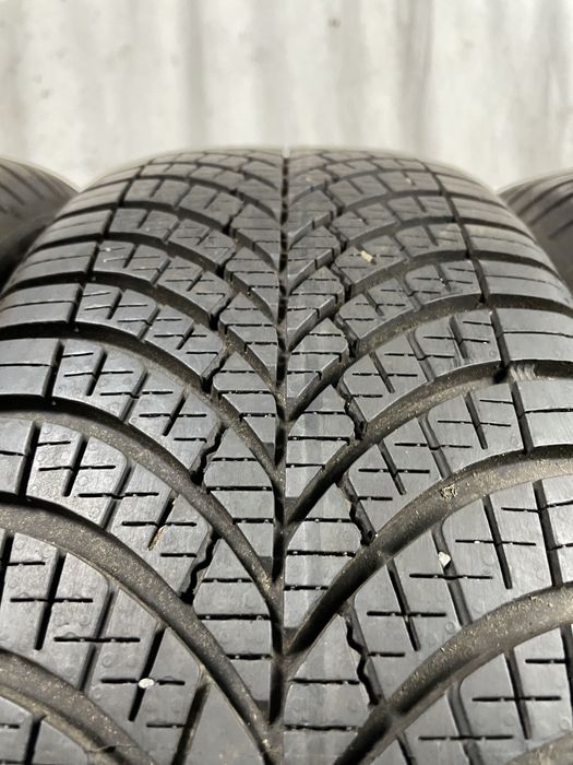195/55R16 91H Goodyear Vector4Seasons Gen-3