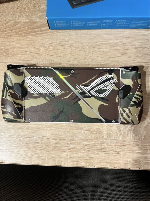 Asus ROG ally z1 extreme 512