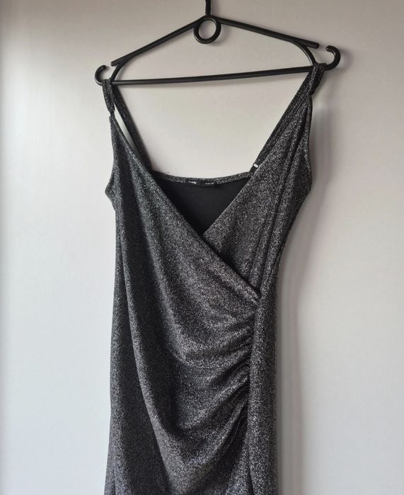 Elegancka sukienka