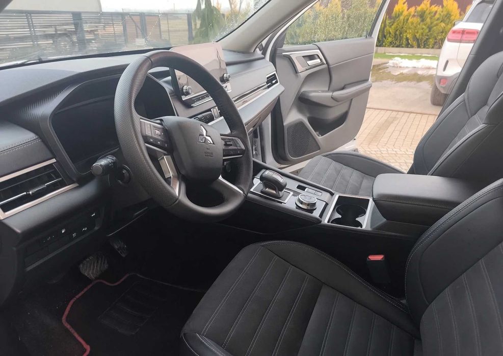 2024 Mitsubishi Outlander