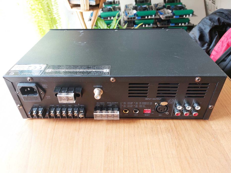 Cyfrowy wzmacniacz miksujący MONACOR PA-806DAP 60 W Mono