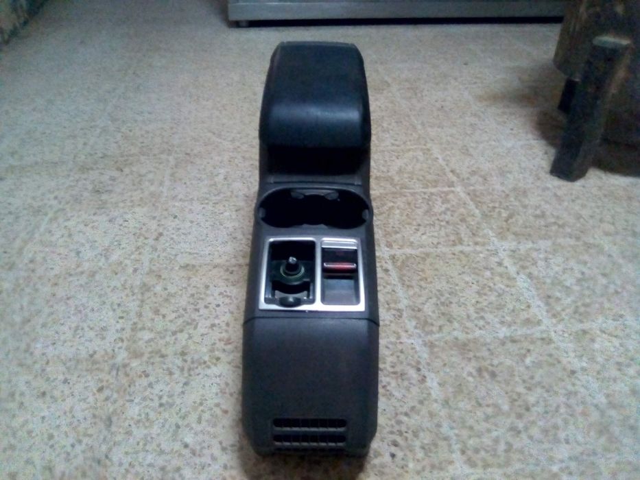 Consola Ford c max