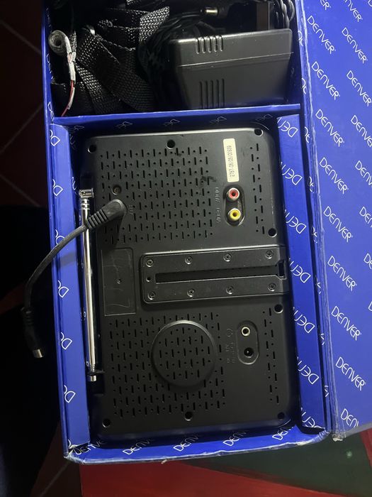 TV portátil Denver DFT-709