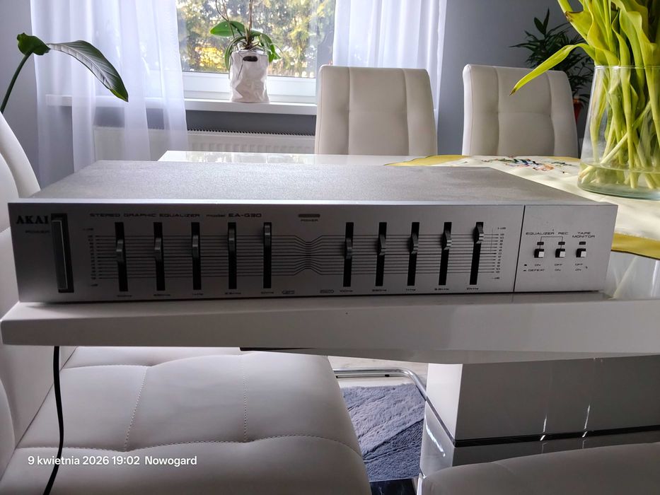 AKAI Equalizer EA-G30