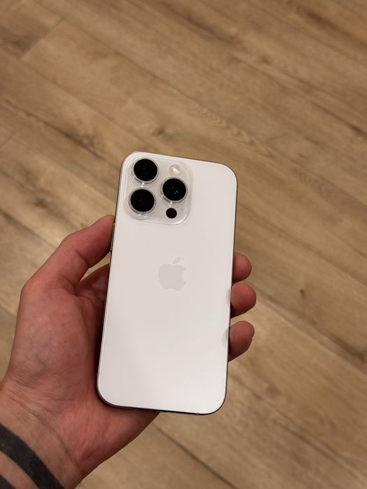 Продам iphone 16 pro 256 gb