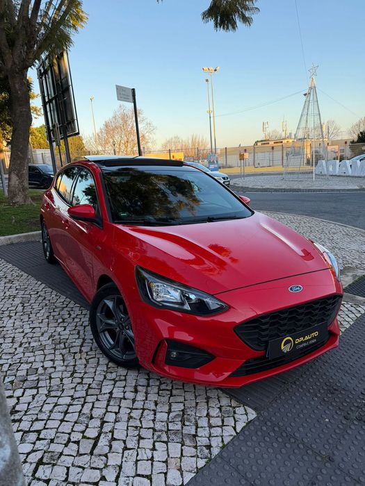 Ford Focus 1.0 EcoBoost S&S ST-LINE X