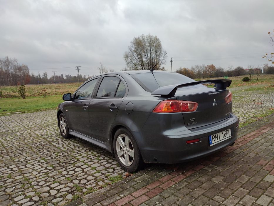 Mitsubishi Lancer