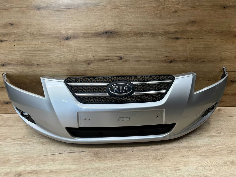 Zderzak przedni Kia Ceed