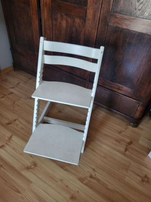 Krzesełko Strokke Tripp