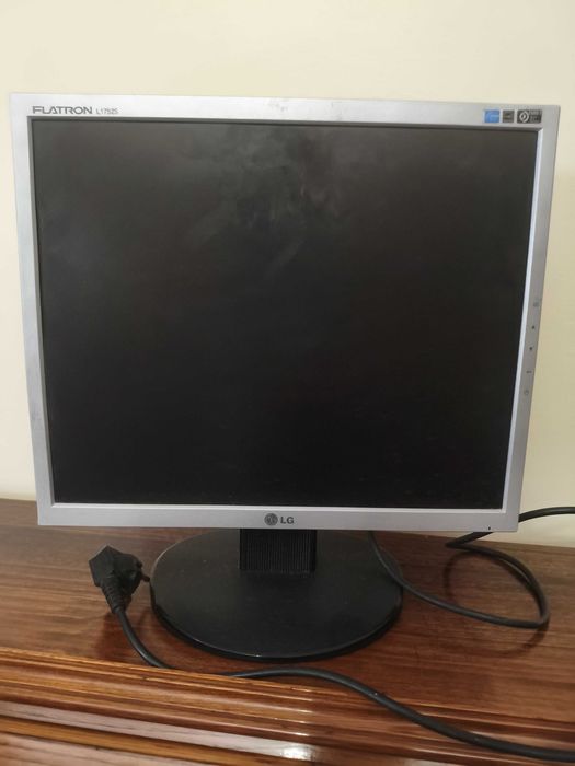 Monitor LG flatron L1752S
