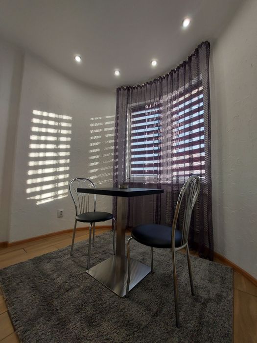 1 кімнатна квартира. Погодинно. Подобово. ТРЦ " ЧАЙКА "