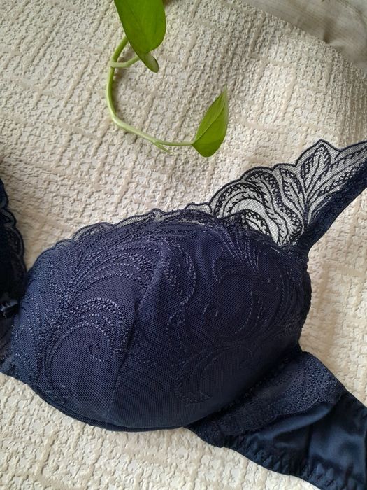 Biustonosz - granatowy - 34C