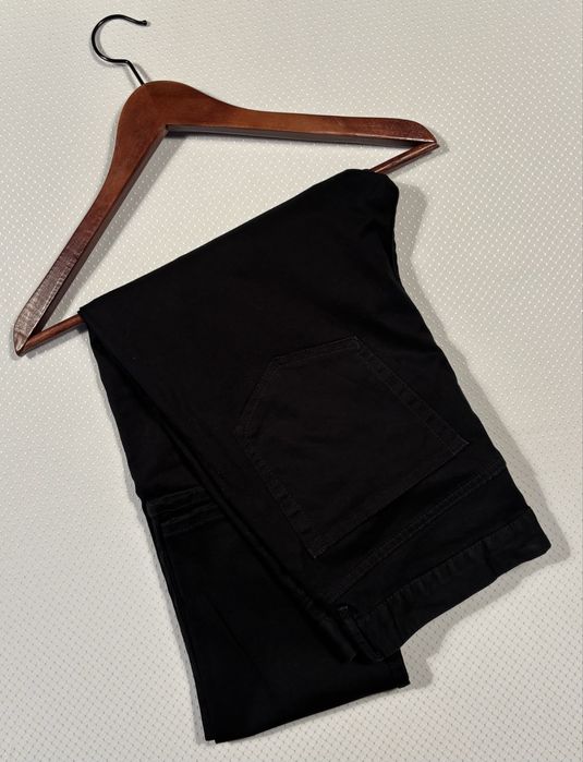 Czarne męskie spodnie SLIM FIT firmy H&M