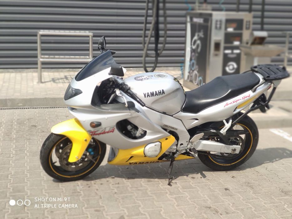 Продам Yamaha YZF 600R