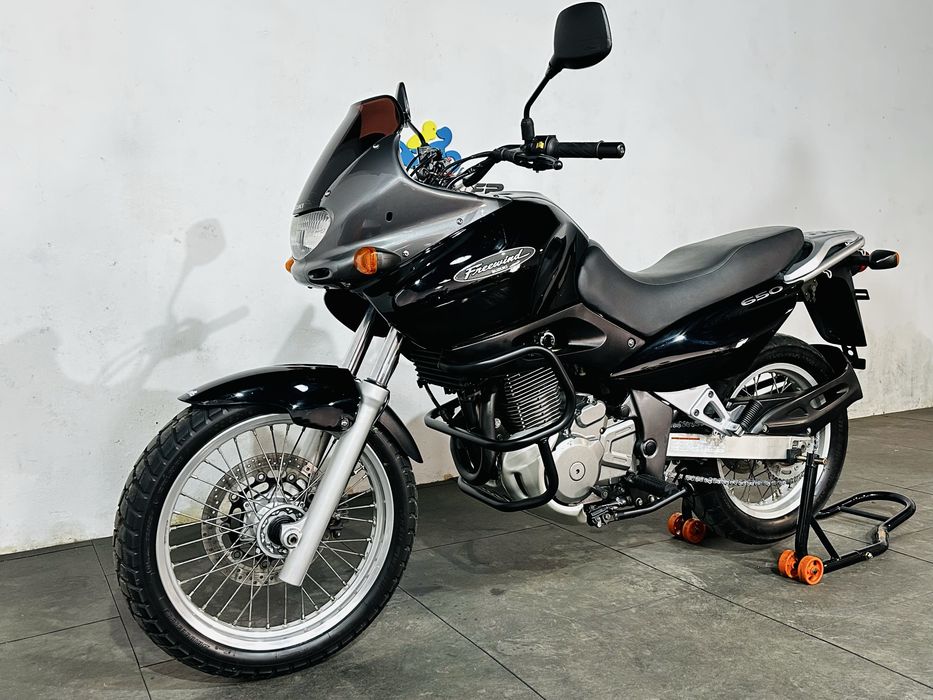 Suzuki Xf650 Freewind мото з європи (3600$)