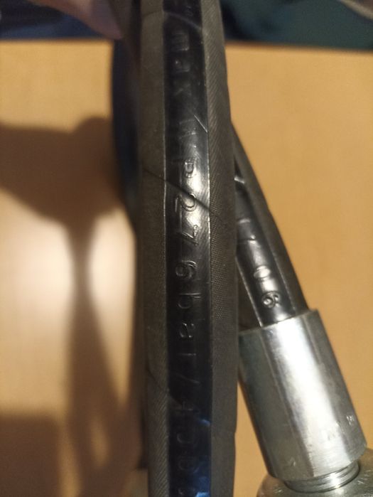 Wąż hydrauliczny Nowy Dkl dn12 210cm 24*1,5 gwint