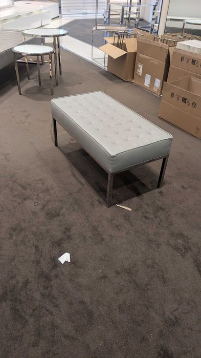Banco / Pufe Design Clássico (Estilo Knoll) - Inox Polido - Imaculado (2 Unid. Disponíveis)
