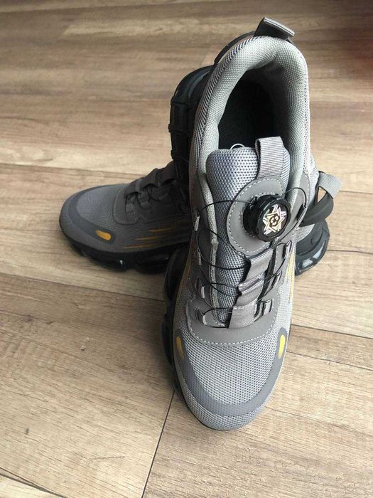 Buty robocze z metalowym noskiem