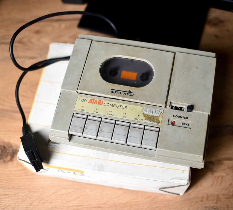Magnetofon Atari CA-12 + pudełko