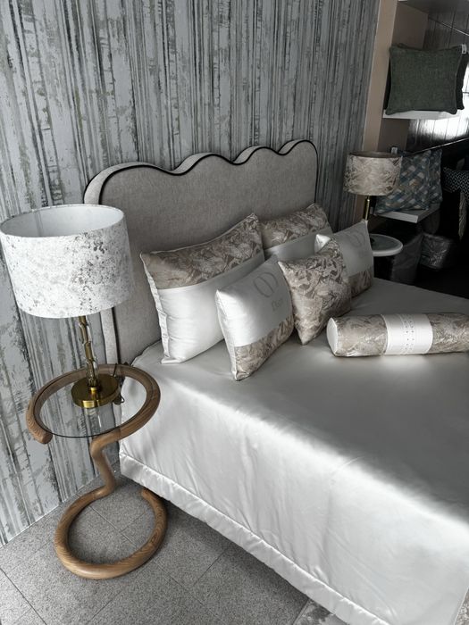 Cama estofada Fabrica