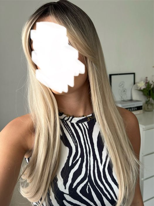 Peruka blond z grzywką jak prawdziwa