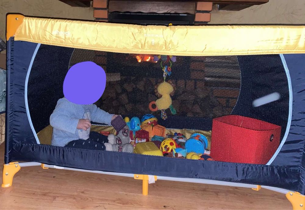 Манеж бу майже новий