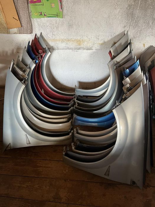 Renault Scenic 2 Megane 2 передні крила.