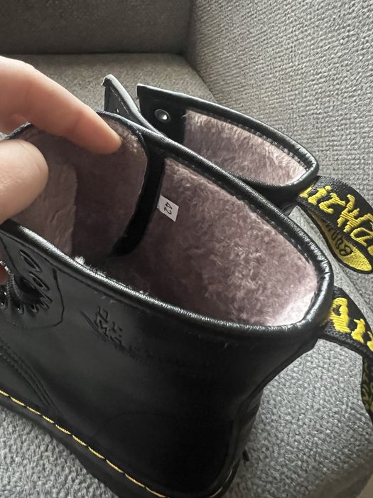Dr Martens взуття, черевики