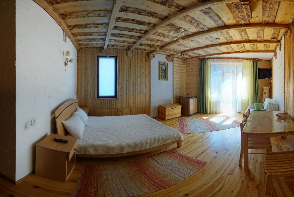 Готель в Карпатах зі сніданками/ Зняти житло подобово Буковель