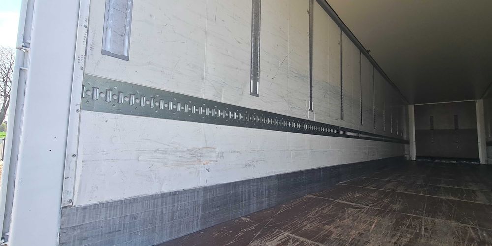 Krone Izoterma Doppelstock Sprowadzona ładna mały przebieg