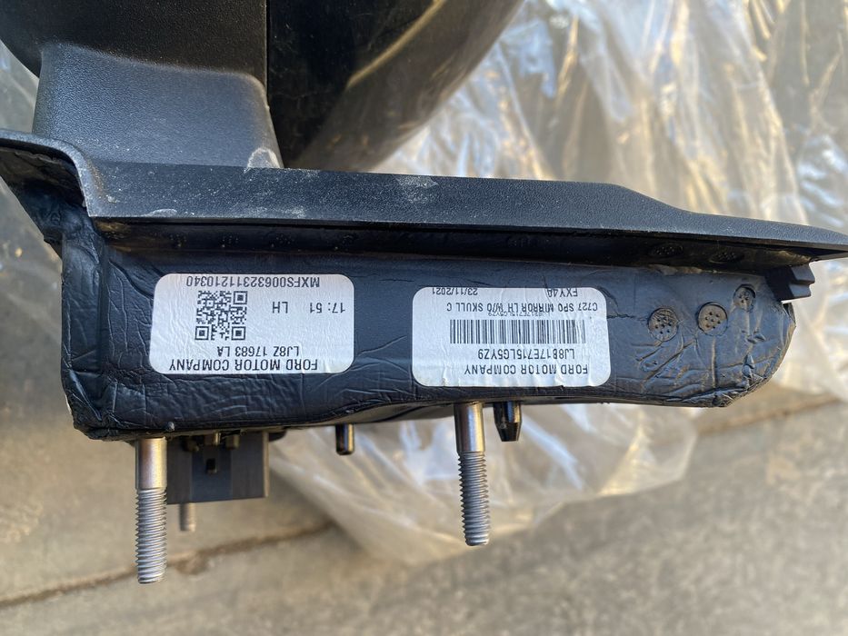 Ford Mustang mach-e зеркало дзеркало